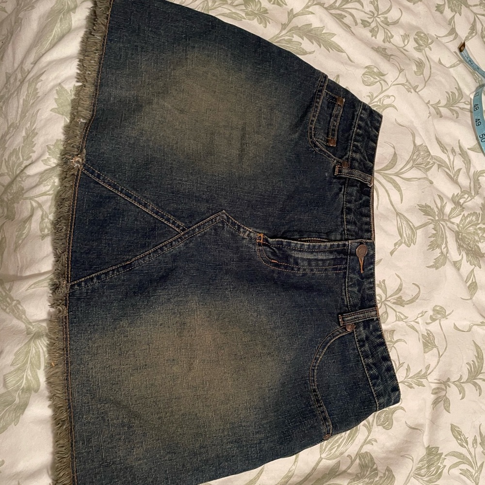 Mini Jean no boundaries.